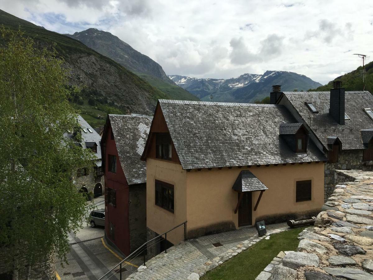 Casa Aranesa Daire Arties Dış mekan fotoğraf